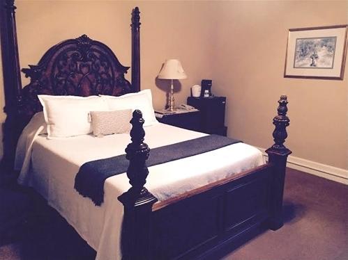 The Woodford Inn Versailles 外观 照片